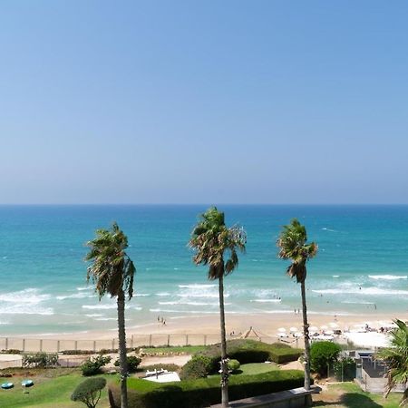 Sea View Stylish 1Br With Balcony By Beachfront Stay Herzelia 외부 사진