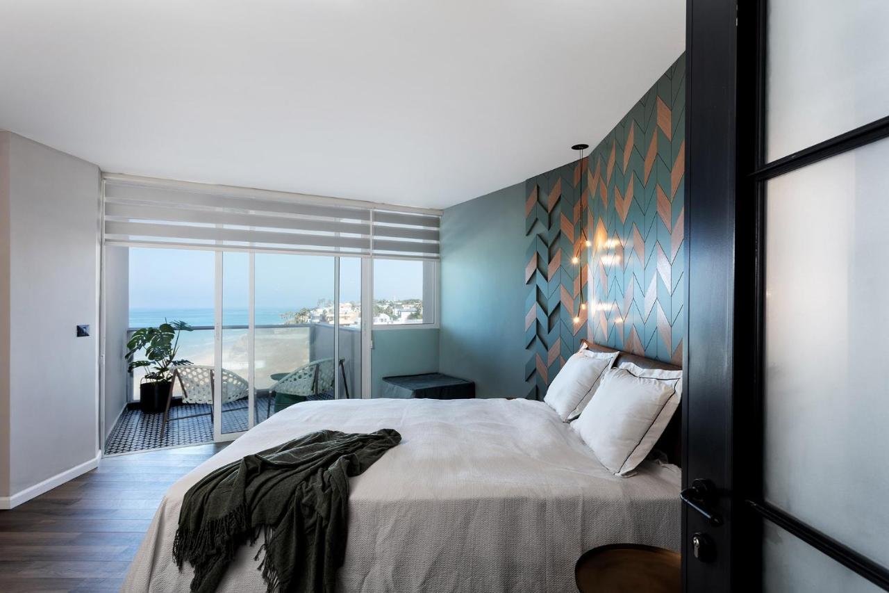 Sea View Stylish 1Br With Balcony By Beachfront Stay Herzelia 외부 사진