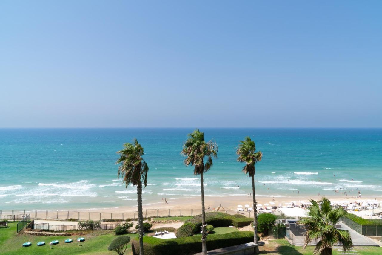 Sea View Stylish 1Br With Balcony By Beachfront Stay Herzelia 외부 사진